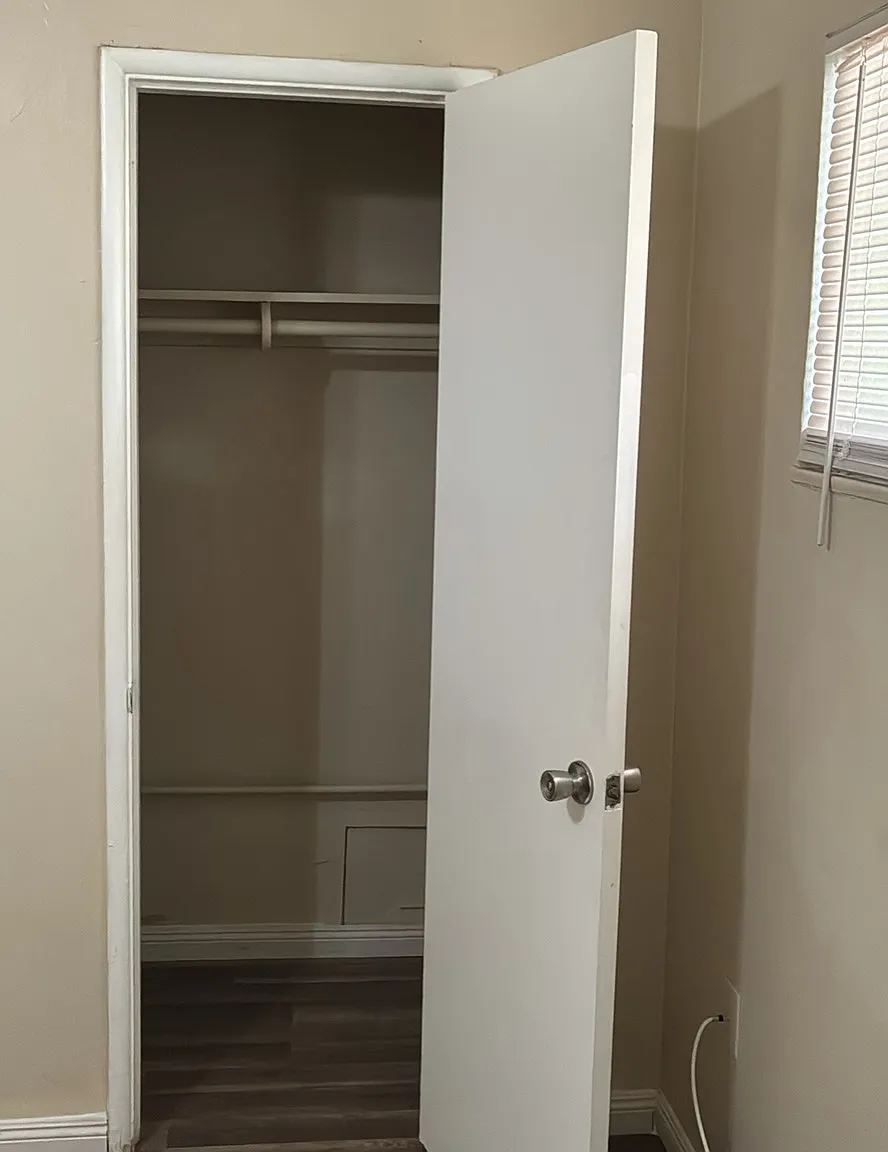 824 Blossom St — Photo 3