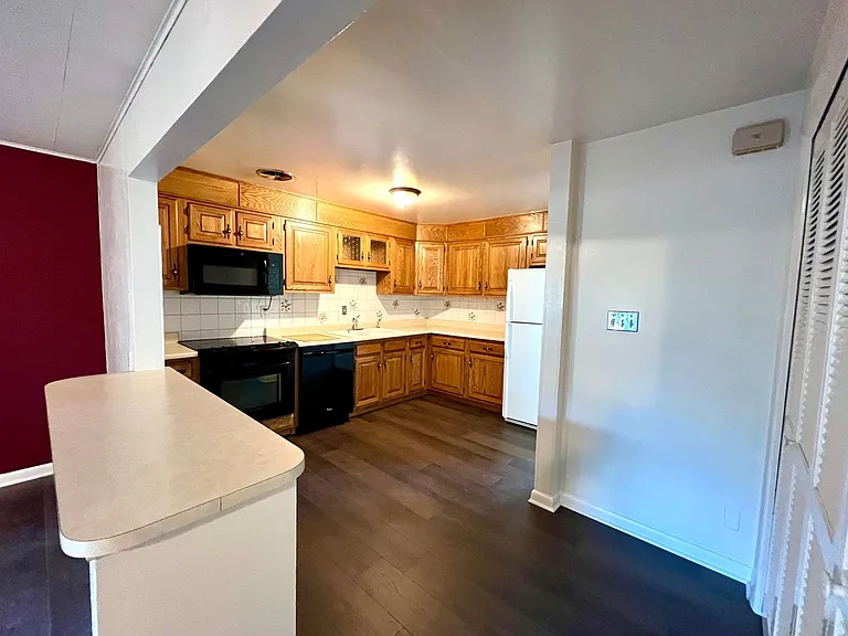 2449 Otis St — Photo 20