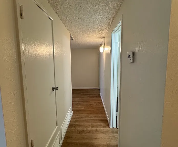1227 N Garsden Ave — Photo 13