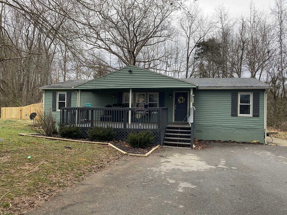 1st image of 135 Gilliam Ln
