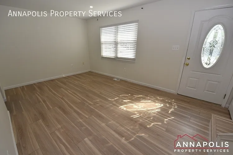 100 Conley Dr — Photo 8