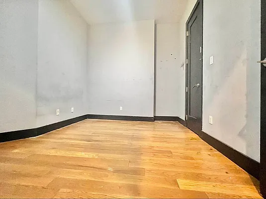 Rented by ERNY LLC | media 5