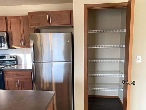 5th image of 18024 E Boone Ave
