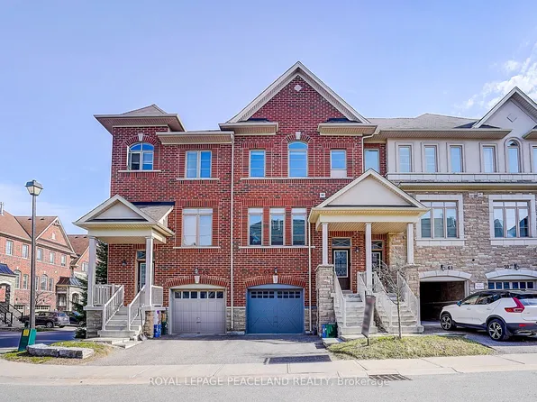 63 Mack Clement Ln, Richmond Hill, ON L4S 0G2