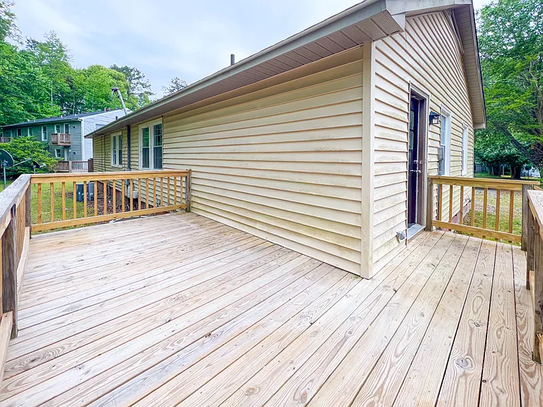 7 Fox Hill Dr #7 — Photo 10