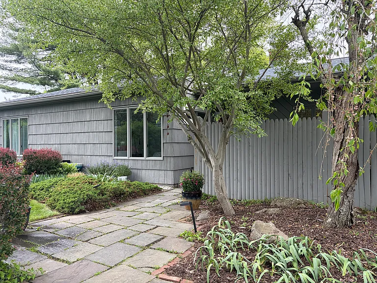 10 Drumlin Rd — Photo 23