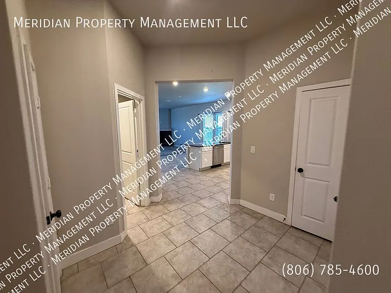 10421 Winfield Ave — Photo 3