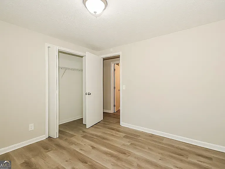 5926 S Bear Dr — Photo 7