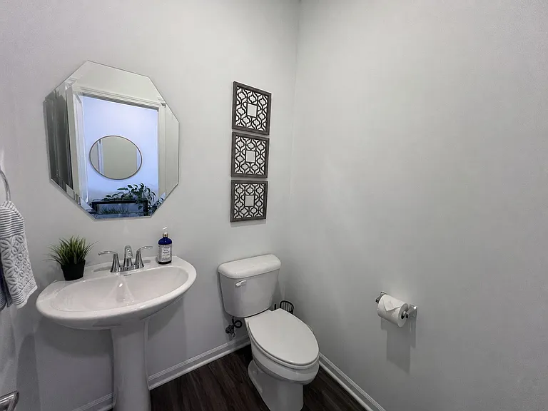 25701 W Yorkshire Dr — Photo 10