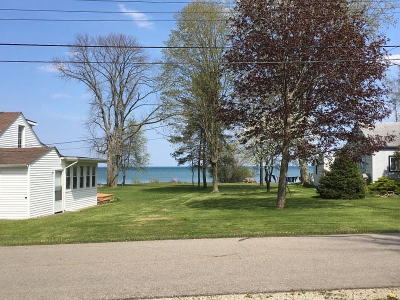3817 Ferdinand Dr, Port Hope, MI 48468 Zillow