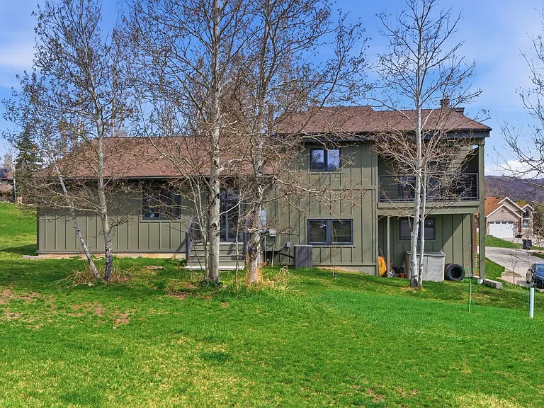 3861 Silver Spur Cir — Photo 13