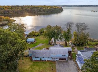 17 Harrison Ct, Westport, MA 02790