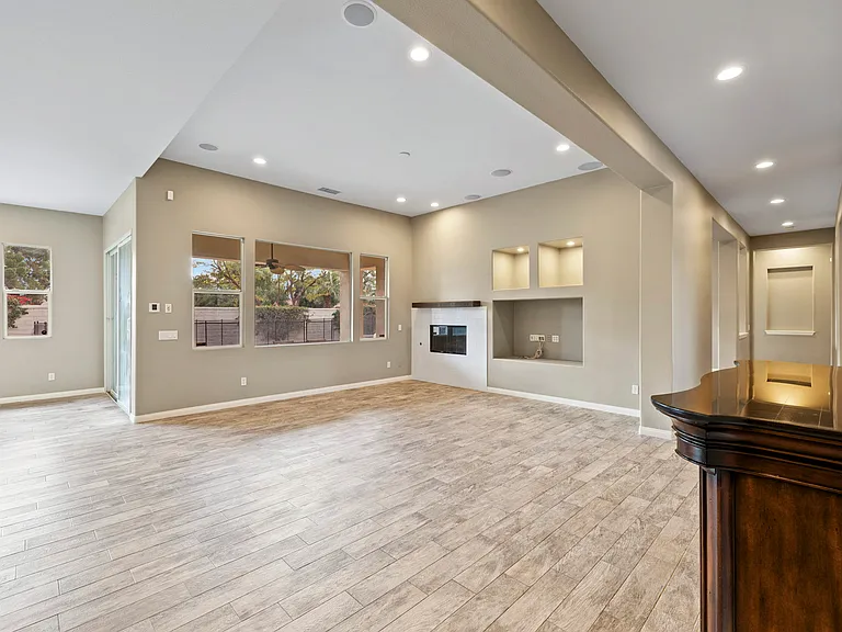 113 Azzuro Dr — Photo 11