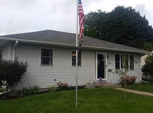 751 Kane St, Dubuque, IA 52001