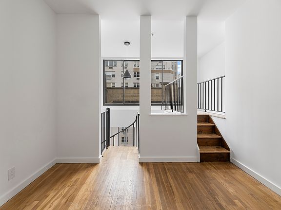 4th image of 131 E 83rd St APT 7E