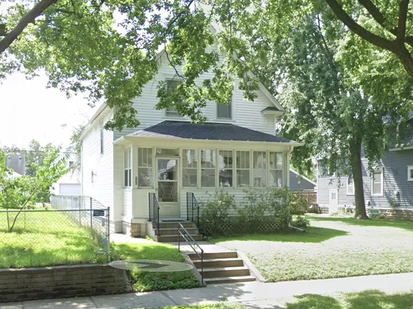 680 Hyacinth Ave E, Saint Paul, MN 55106