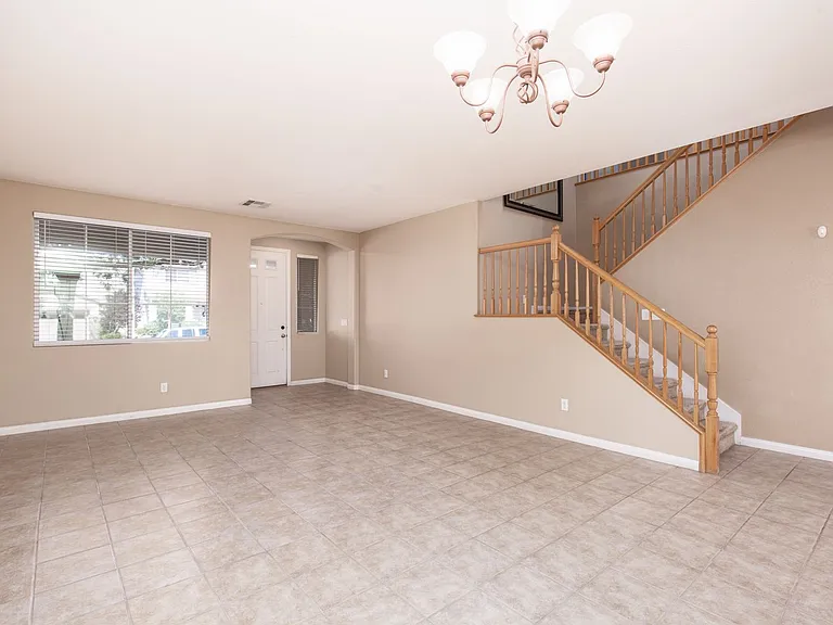 3078 Lenoir St — Photo 7