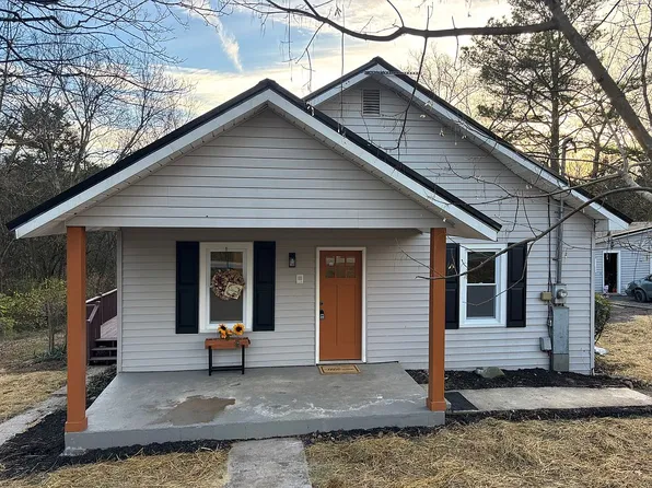 205 Old Dandridge Park, Strawberry Plains, TN 37871