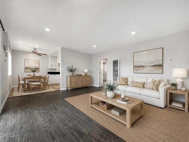 580 N Los Robles Ave #11 — Photo 1