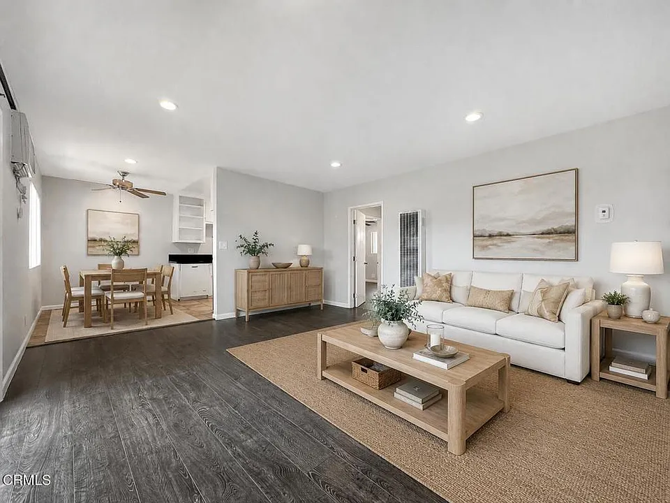 580 N Los Robles Ave #11
