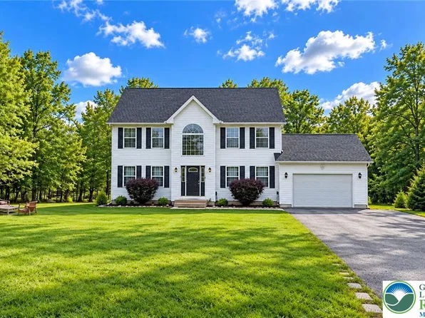 169 Lookout Dr, Albrightsville, PA 18210