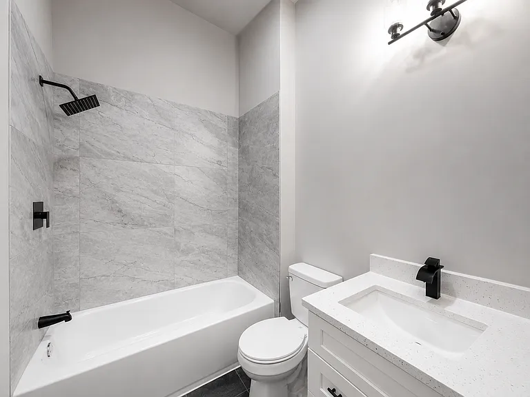 Metropolitan Pkwy SW — Photo 11