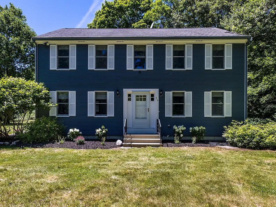 39 Moonakis Rd