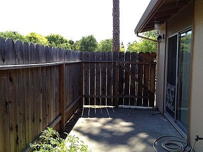5th image of 2222 Louisa St
