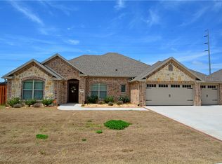 2804 SW Calm Ridge Rd, Bentonville, AR 72712