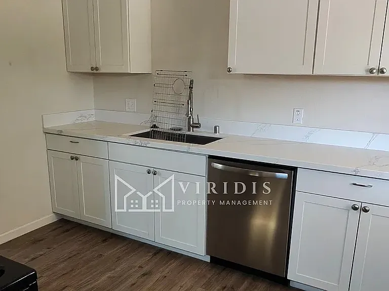 2312 Castro Ln — Photo 8