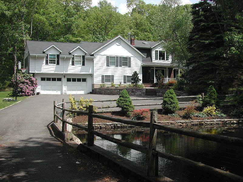 Front with pond