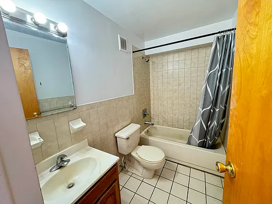 Rented by Voro New York | media 4