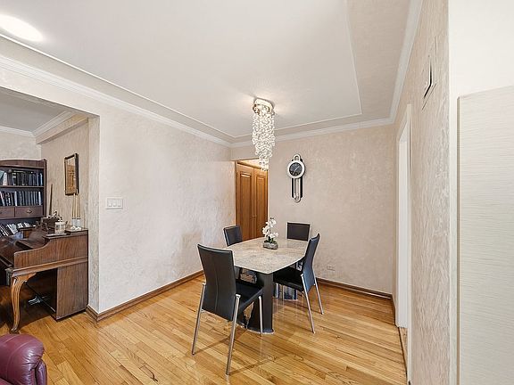 3rd image of 2620 Ocean Pkwy APT 4C