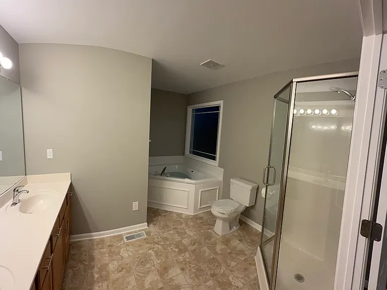 7801 NE 109th Cir — Photo 13
