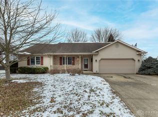 3174 Gardenia Dr, Troy, OH 45373