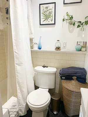 Rented by Ulas Real Estates Inc | media 28