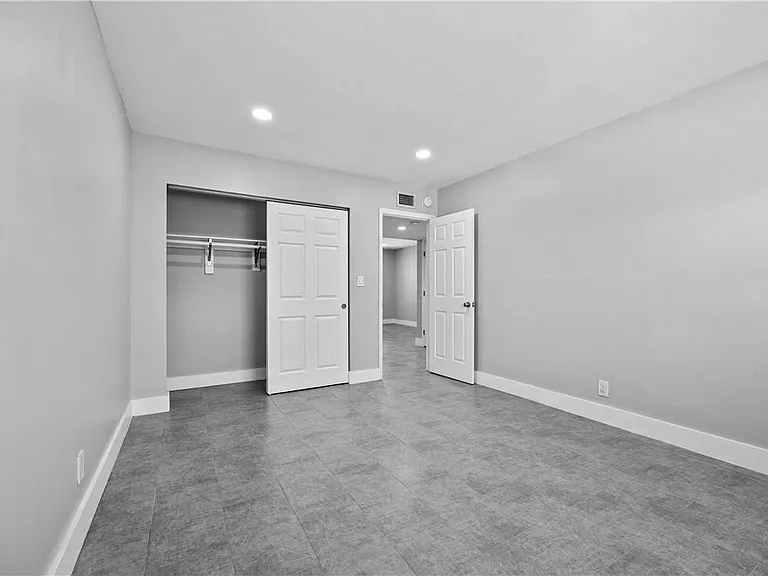1470 N Dixie Hwy #2 — Photo 17