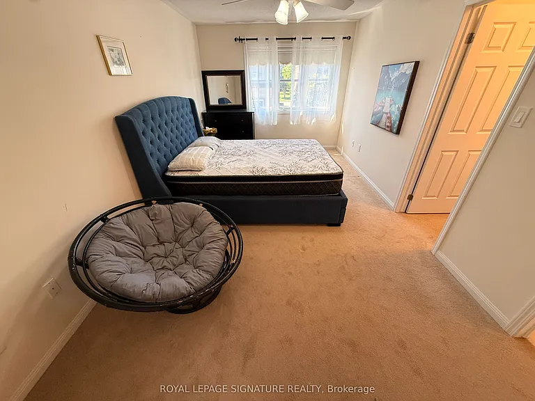211 Chilcott Cres #MAIN 2ND FLOOR — Photo 14