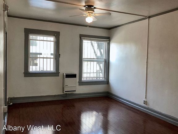 3rd image of 936 Albany St APT 5