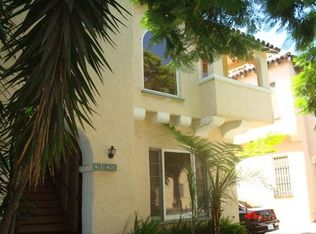 417 N Genesee Ave, Los Angeles, CA 90036