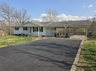 2507 E Top Hat Rd, Princeton, IN 47670