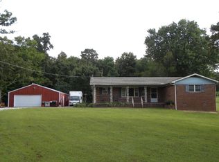 11162 New Hope Rd, Big Sandy, TN 38221