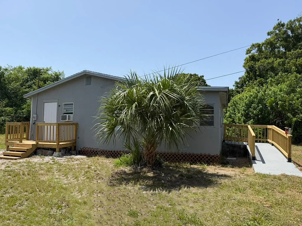 1 bed, 1.0 bath, 340 sqft, $1,250 — Photo 2