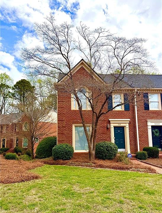 1st image of 1225 Whitlock Ridge Dr SW