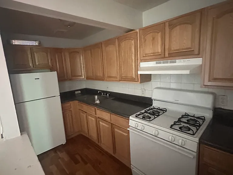 37 Odell Ave #3AA — Photo 1