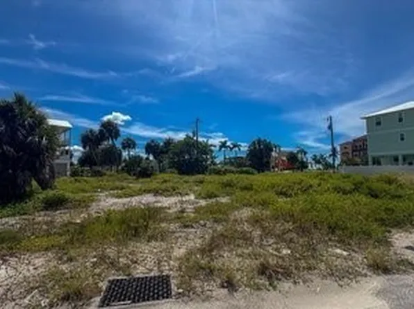110/120 Jefferson St, Fort Myers Beach, FL 33931