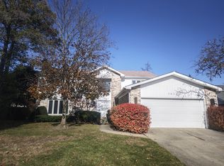 3820 Kiess Dr, Glenview, IL 60026