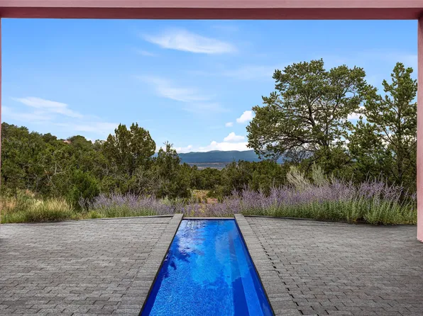 11 Vista Tesuque, Santa Fe, NM 87506