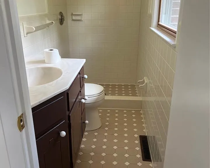2915 Middle Sound Loop Rd — Photo 13