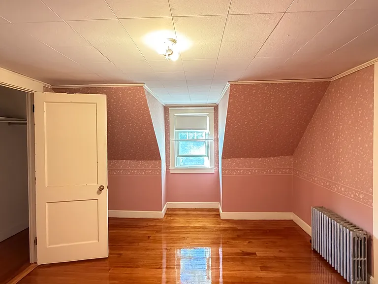 67 Park Ave — Photo 9